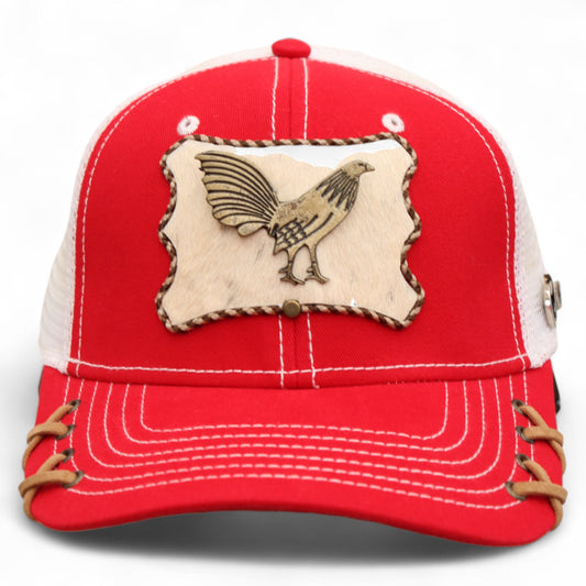 Gorra Vaquera Roja con Herraje Gallo Plano