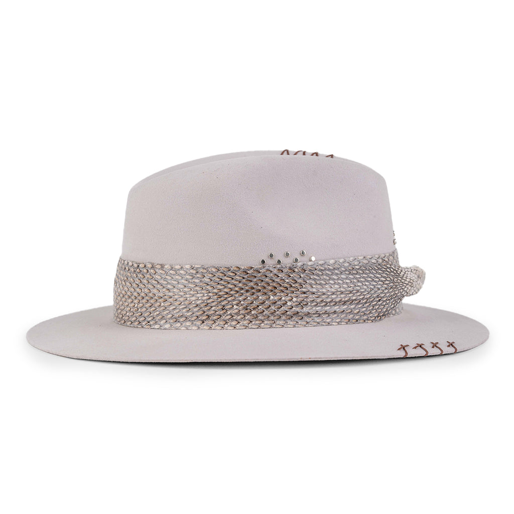 Premier Lana Explorer Gris Claro con toquilla de serpiente