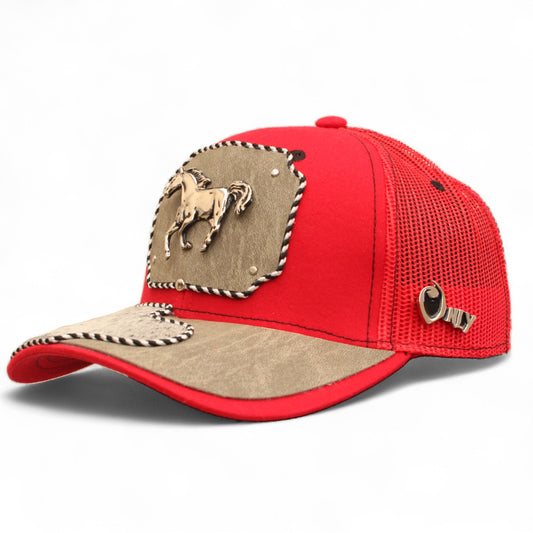 Gorra Vaquera Roja con Herraje Caballo Trotando
