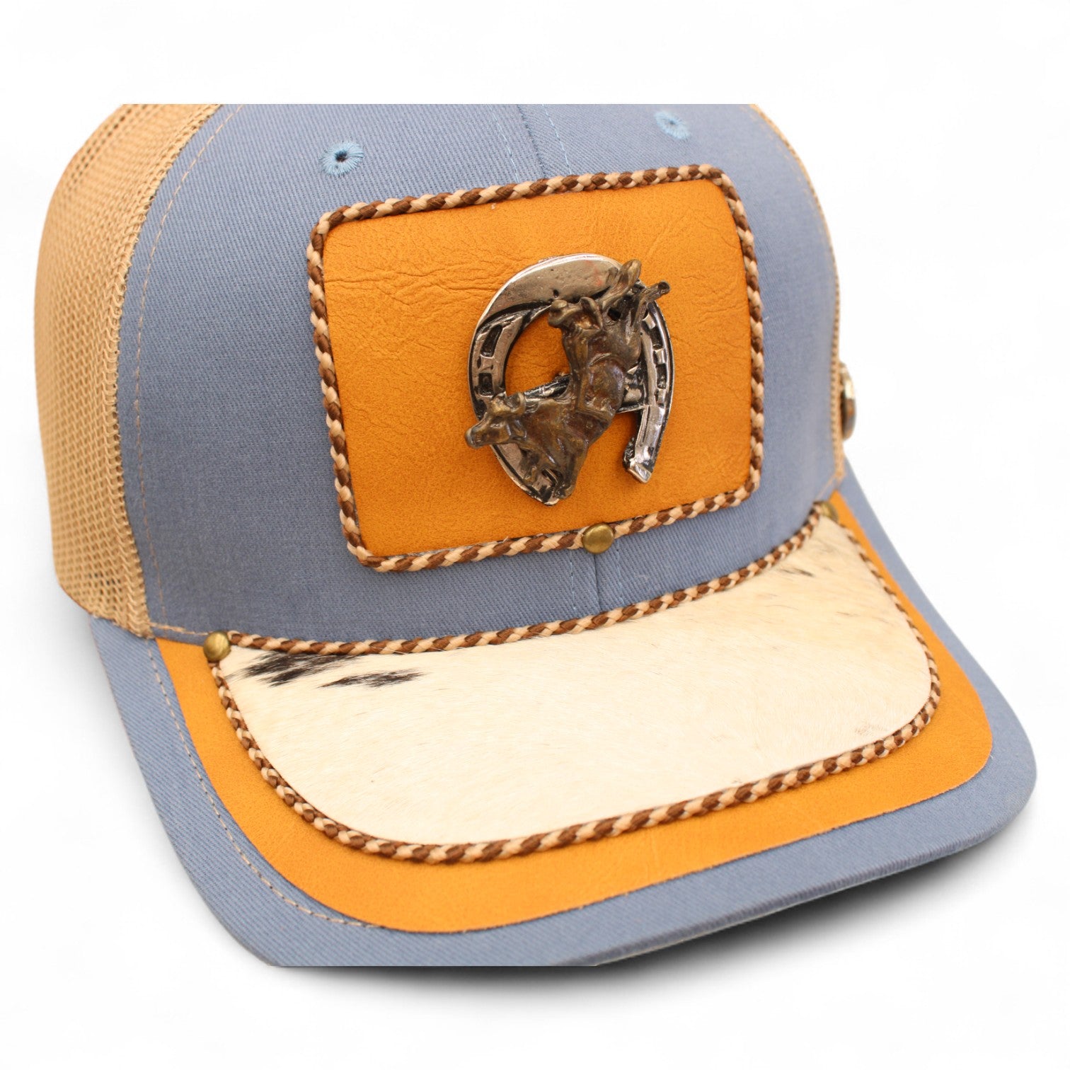 Gorra Vaquera Azul Cielo con Herraje de Herradura y Monta