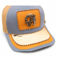 Gorra Vaquera Azul Cielo con Herraje de Herradura y Monta