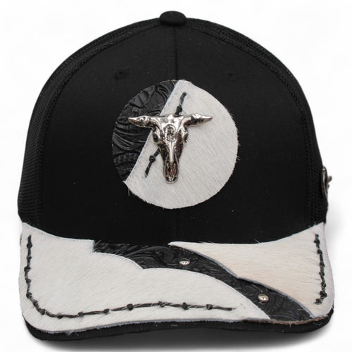 Gorra Vaquera Negra con Herraje Cráneo de Toro