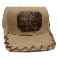 Gorra Vaquera Beige con Aplicación Troquelada