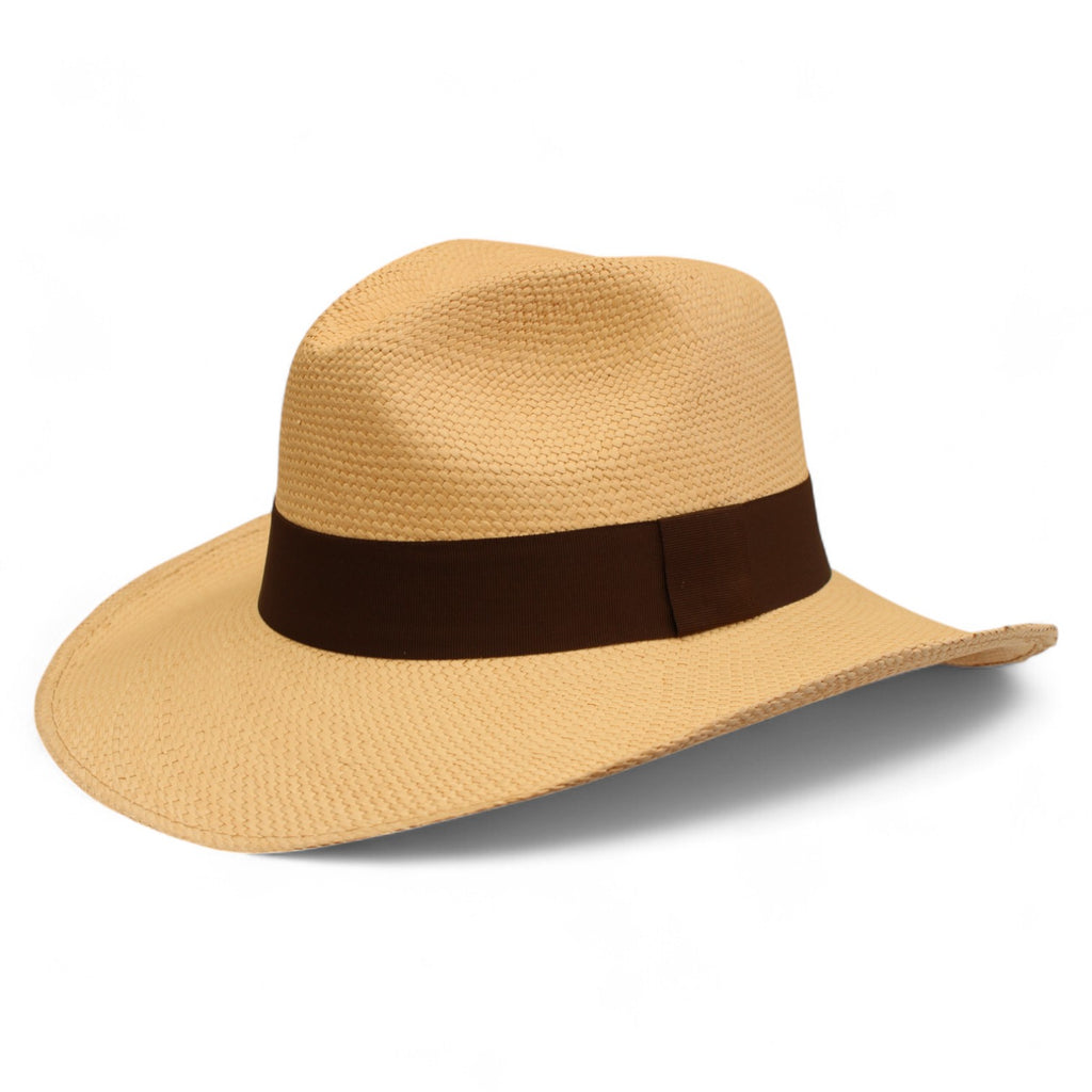 Panama Explorer Paja